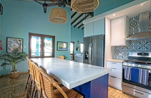 Borinquen House | Cocoloba Deluxe 2- Beach front casita steps from the beach and Popular Beach Bar