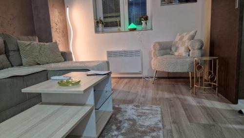 Jagodina Apartment | cocoluxapartmanl73