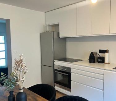 Les Beaux-Arts Apartment | Cocon Chic - Place de la Comédie, Beaux Arts