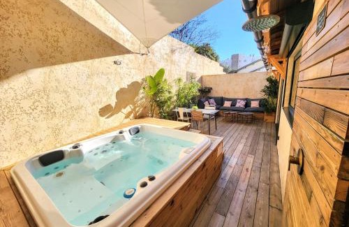Castelnau-le-Lez Apartment | Cocon Nature Montpellier - Jacuzzi & Sauna - 300m du Tramway