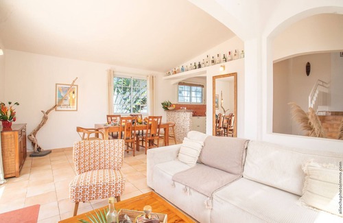 Le Robert Villa | Coconut Bay House with Pool and Jacuzzi