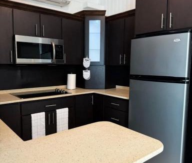 Cerro Gordo Apartment | Coconut Beach Club Apartments