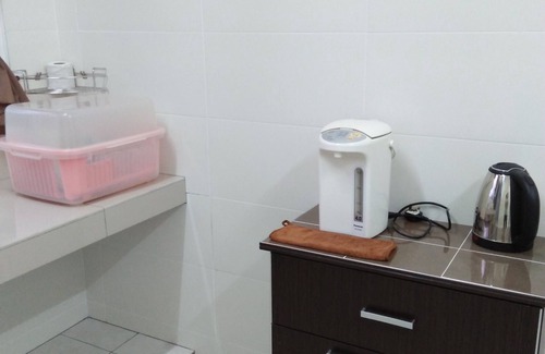 Tanjung Karang House | Coconut HomeStay Tanjong Karang ，Selan. .椰子民宿是渡假的好地方→屋子明亮→客厅和房间很宽阔→是悠庄地方，这里出入方便。