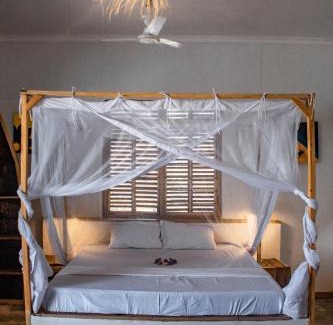 Mafia Island Bed & Breakfast | Coconut Mafia Island Bungalows