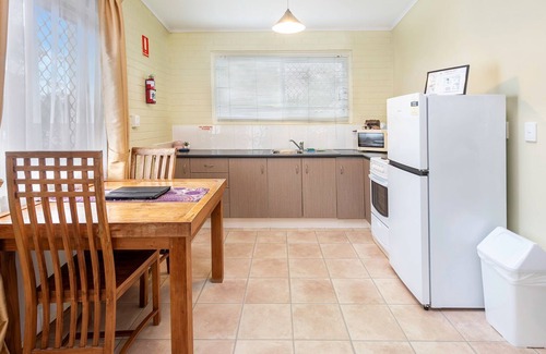 Scarness Apartment | Coconut Palms 2 Bedroom Apartment