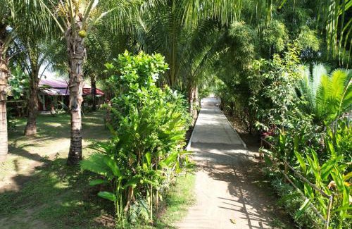 Sumbawa Barat House | Coconut Scar Reef Homestay