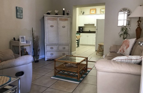 Redington Shores Villa | Coconut Villas 2 BR 2BATH # 3 ππ SMOKE and PET FREE
