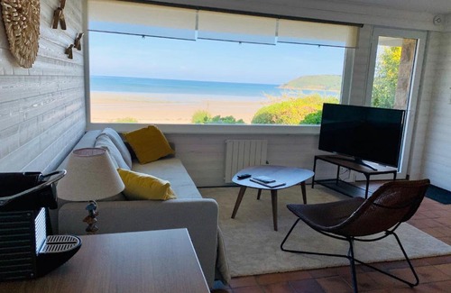 Saint-Michel-en-Greve Apartment | Cocoon au bord de l'eau