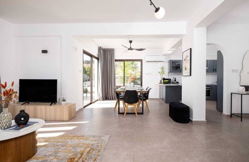 Tala Villa | Cocoon Olympia Luxury 3Bed Villa with Pool