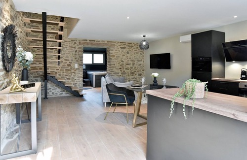 Plouer-sur-Rance House | Cocoon Rance - One Bedroom House, Sleeps 2