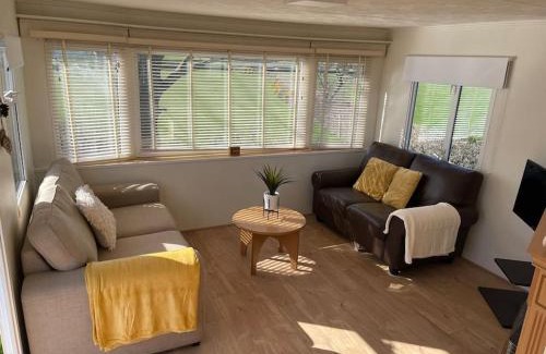 Bryngwran Apartment | Coed Bach, Nr Rhosneigr, Anglesey (Pet Friendly)