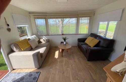 Bryngwran Apartment | Coed Bach, Nr Rhosneigr, Anglesey (Pet Friendly)