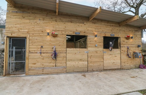 Gallt Y Foel Cottage | Coed y Glyn Bach Equestrian