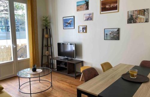 Saint-Nazaire Apartment | Coeur de ville, balcon & parking gratuit