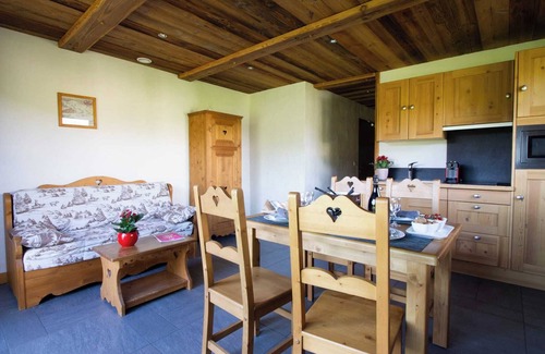 Taninges Cottage | COEUR DES ALPES - Martagon Lily