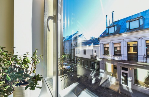 Old Town Apartment | Coffee House Apartments