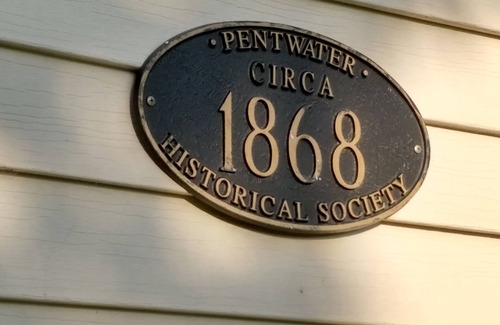 Pentwater House | "Coho Cottage" Village of Pentwater