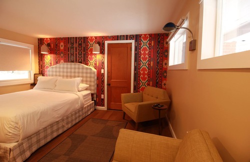 Weston Hotel | COHO Inn & Motor Lodge