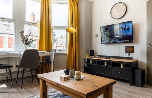 Roath Apartment | Cohost Partners | Cosy 1BR in Roath with Fast WiFi