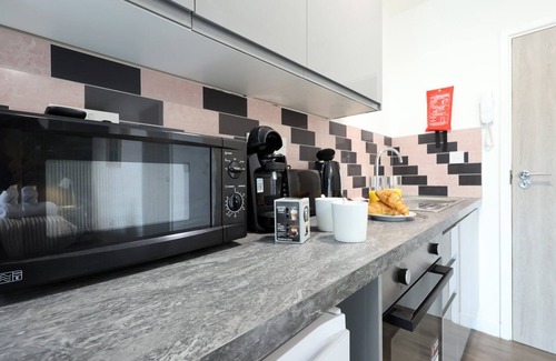 Penylan Apartment | Cohost Partners Studio Renovated 2025