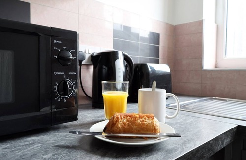 Penylan Apartment | Cohost Partners Stylish Studio Near Cardiff Bay