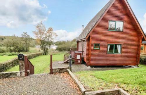 Belturbet Other | Cois na hÉirne - Log Cabin with Lake View & Hot Tub