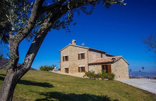 Pergola Villa | Col di Luce Marcheholiday - villa with private pool