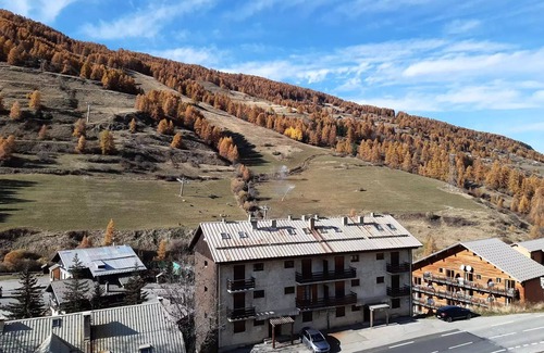 Vars Apartment | Colchiques Residence - Studio 4 sleeping accommodations with mountain views Vars St Marie
