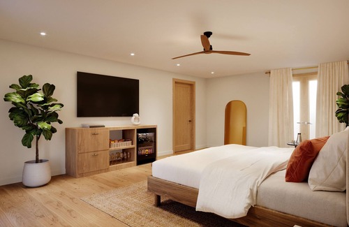 Uptown Design District Hotel | Cold Plunge Suite with Patio