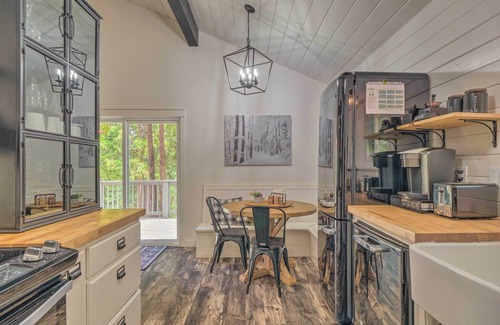 Cold Springs Cabin | Cold Springs Escape: A/C, Hot Tub, Generator, WiFi