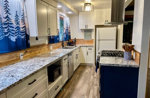 Cold Springs Cabin | Cold Springs Getaway