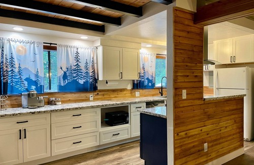 Cold Springs Cabin | Cold Springs Getaway