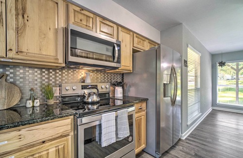 Cape Royale Cottage | Coldspring Cottage < 1 Mi to Lake Livingston!