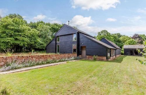 Braintree House | Colemans Farm Barn- Unique, Rustic & Peaceful Barn - Essex countryside