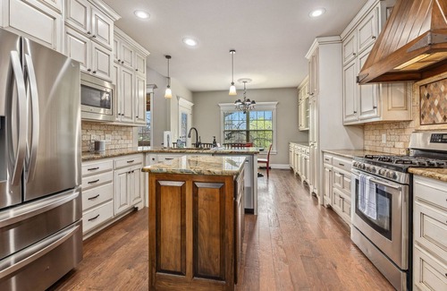 Bentonville House | Coler Cottage-0.4 mi to Coler MTB Trail-Game Room