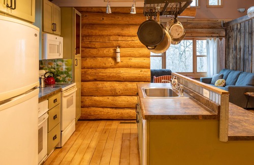 Atlantic Mine House | Coles Creek Overlook