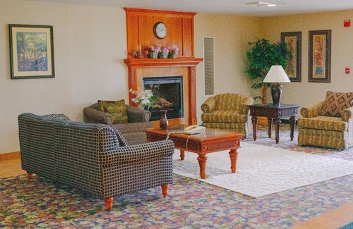 Colfax Hotel | Colfax inn by Marifah