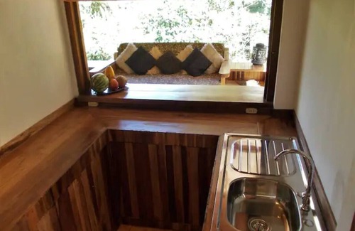Puerto Viejo de Talamanca House | Colibri Ecolodge-Casa Bob Marley 3 min walk beach/town