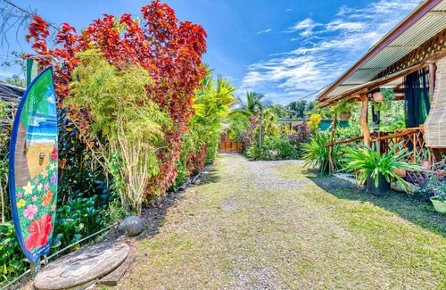 Puerto Viejo de Talamanca House | Colibri Ecolodge-Casa Bob Marley 3 min walk beach/town