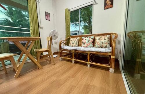Chaloklum House | Colibri Beach Resort