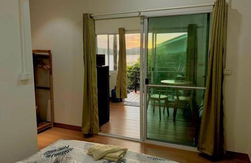 Chaloklum House | Colibri Beach Resort