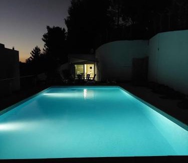 Nossa Senhora do Amparo House | Colina de Picoutos Moradia com piscina