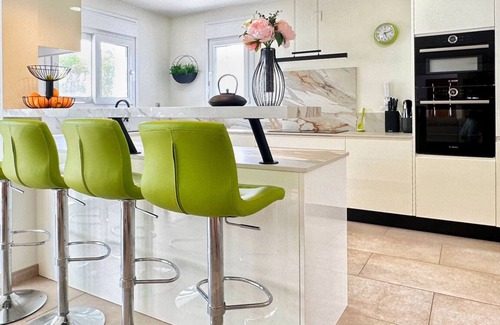 Moraira Villa | Colina - modern 3 bedroom villa close to town/beaches