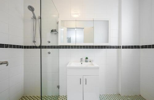 Collaroy House | Collaroy 3Br Beach Home with Large Pool First Floor