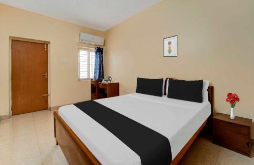 Erode Hotel | Collection O Chinnamuthu Main Street