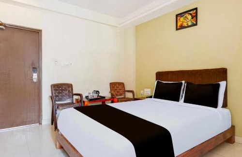Dwaraka Nagar Hotel | Collection O Dwarka Nagar Ramatalkies