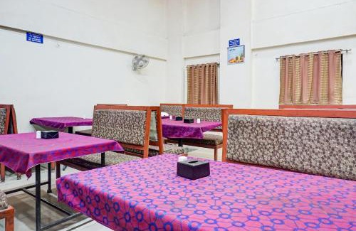 Wagholi Hotel | Collection O Galaxy Stay