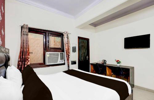 Ghaziabad Hotel | Collection O Nehru Nagar
