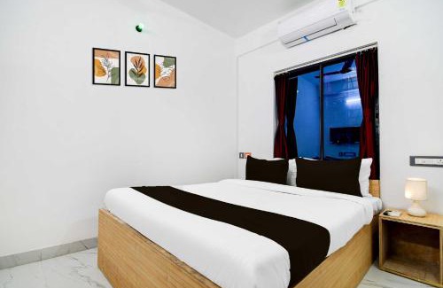 New Town Hotel | Collection O New Town