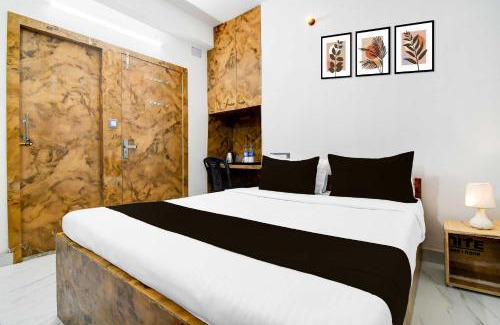 New Town Hotel | Collection O New Town